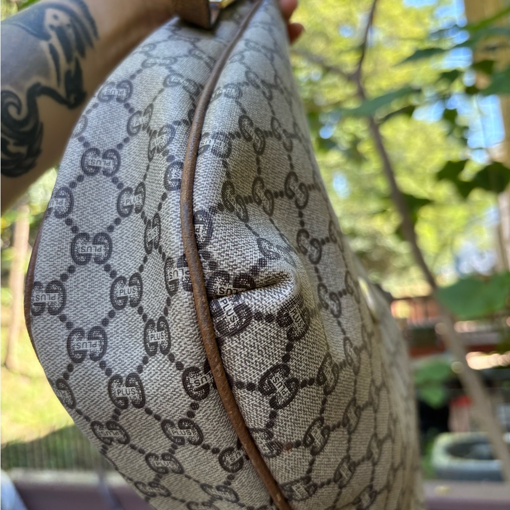 Gucci Beige and Brown Shoulder Bag - Picture 5 of 15